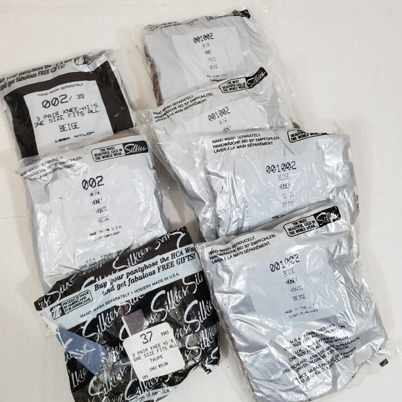 7 Silkies Knee High Nylons Beige NWT - Picture 2 of 2